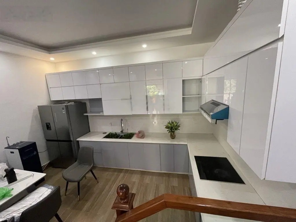Bán nhà Phú Thượng 65m2, 6 tầng thang máy gara ô tô sát KĐT Ciputra, giá 12.8 tỷ