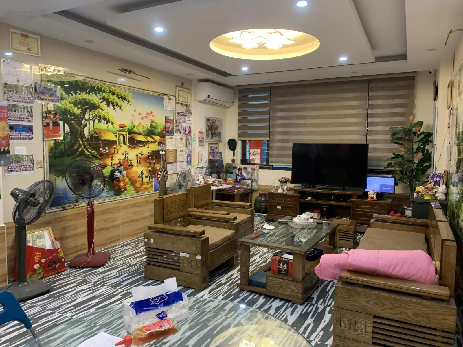 11 ty Nhà 5 tầng, gara oto rộng, 4 phòng ngủ 47m2, xây kiên cố