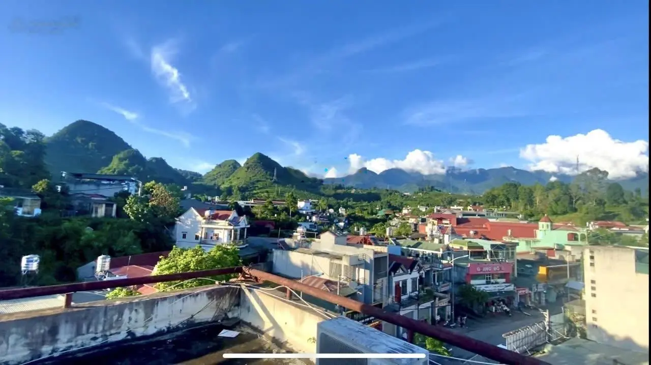 Cần bán khu khách sạn hơn 2167m2, mặt tiền 21m
