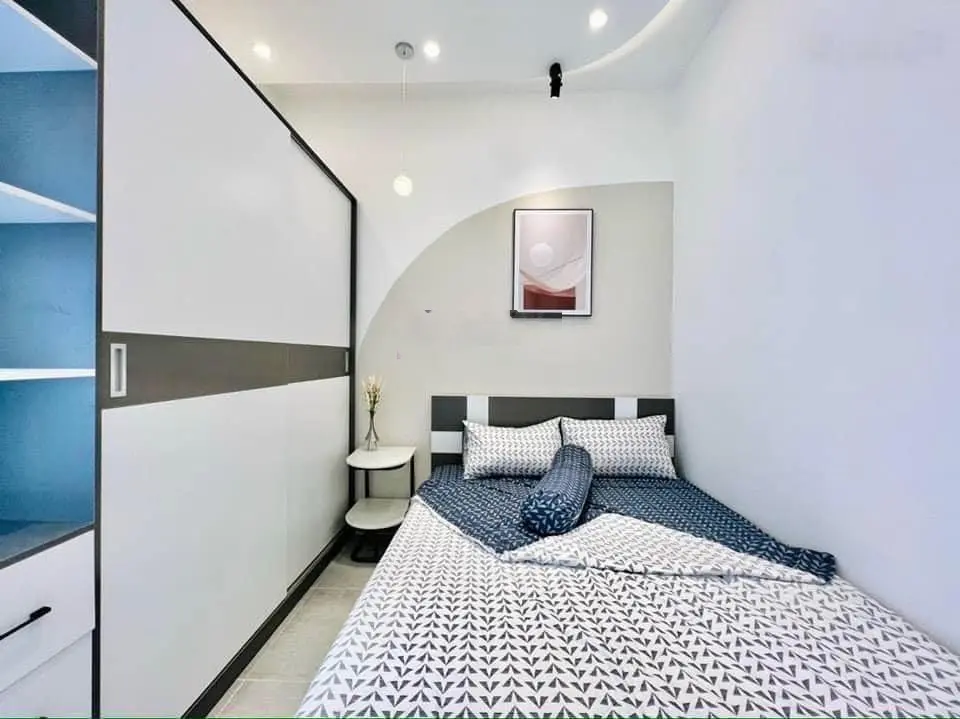Sở hữu ngay nhà Hưng Phú, P8, Quận 8, gần trường THCS Trần Danh Ninh. DT 69m2, Giá 2tỷ790, SHR