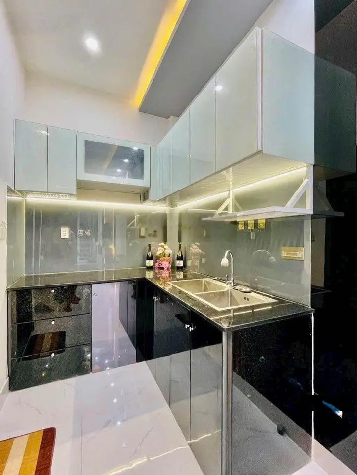 Cần bán nhà 2 Lầu - KDC Vĩnh Lộc, Quận Bình Tân