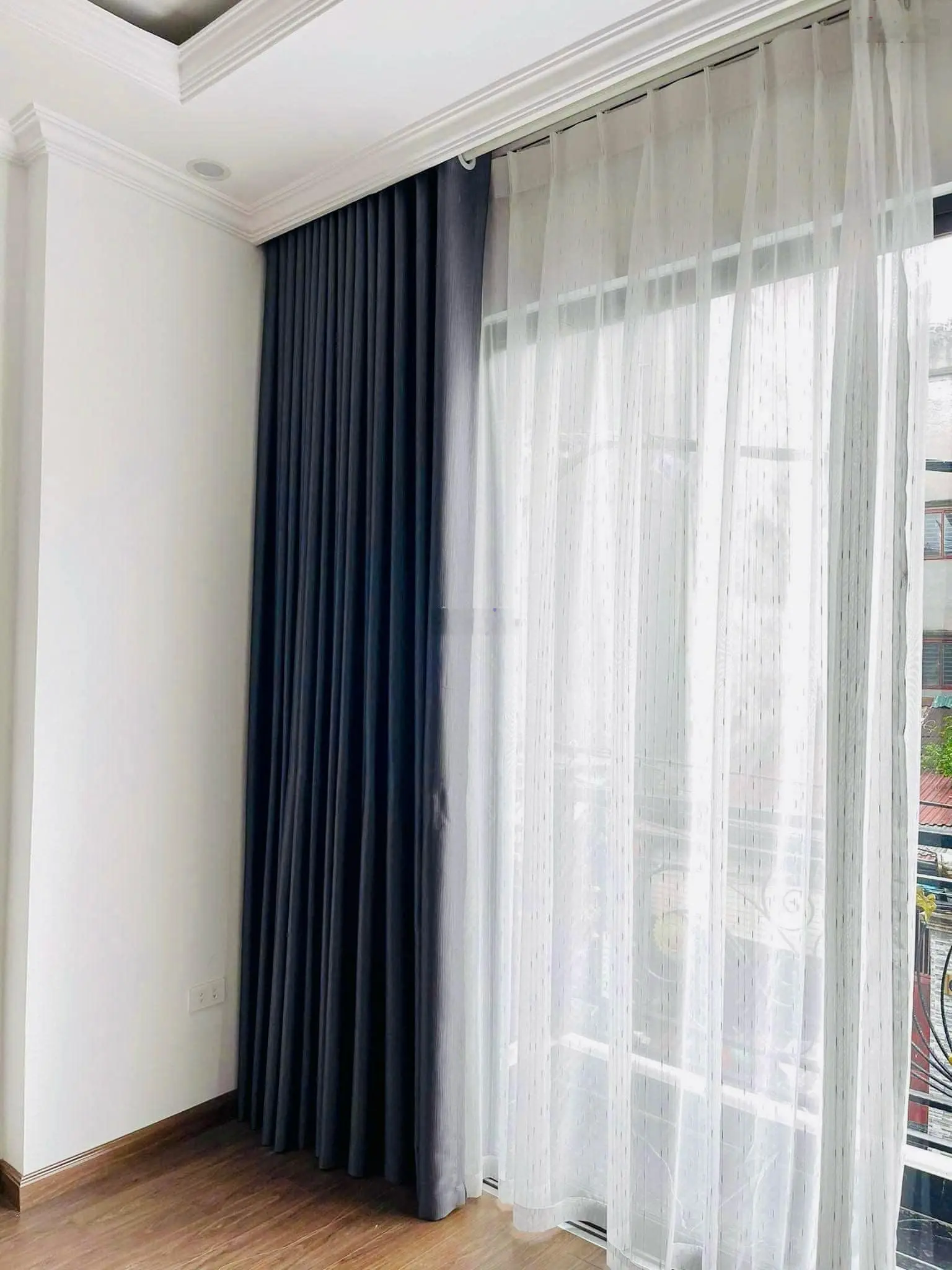 Bán Nhà Âu Cơ Tây Hồ Dt:60m2 Mt:5m 6Tầng Thang Máy Nở Hậu Giá 16 Tỷ KD Cho Thuê GT Thuận Tiện