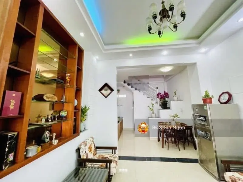 Nhà DT khủng 65m2 (5x13)m, gần chợ Bà Chiểu, trục hẻm Nguyễn Văn Đậu, Phường 11, Bình Thạnh