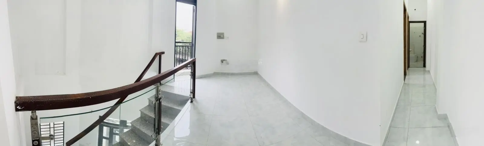 Nhà 2 mặt tiền cạnh Lã Xuân Oai | 4.8 tỷ | 56m2, ngang 5m, 1 trệt 1 lầu - 2pn, 2wc | SHR Hoàn công