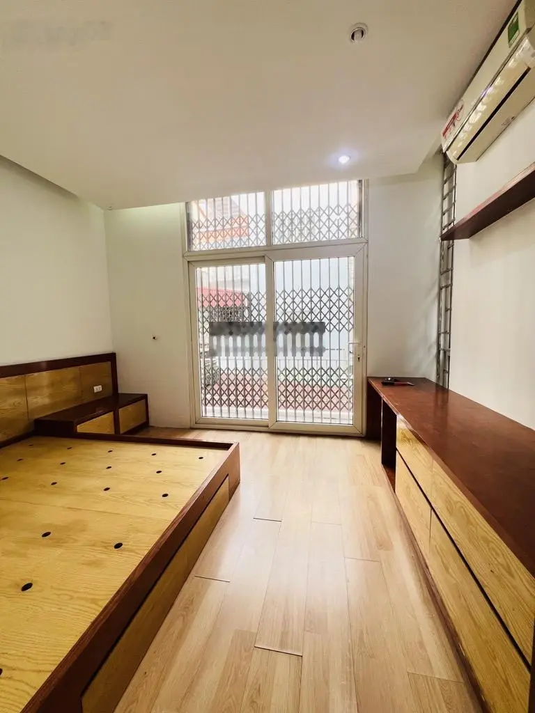 Bán nhà Kim Giang 35m2 5 tầng 5.9 tỷ