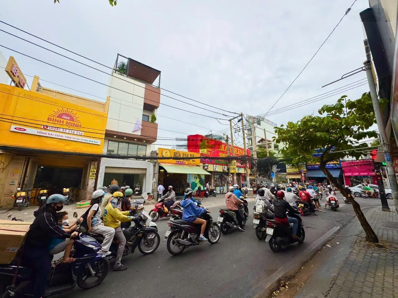 Bán nhà gốc lâm văn bền và nguyễn thị thập, quận 7, hồ chí minh