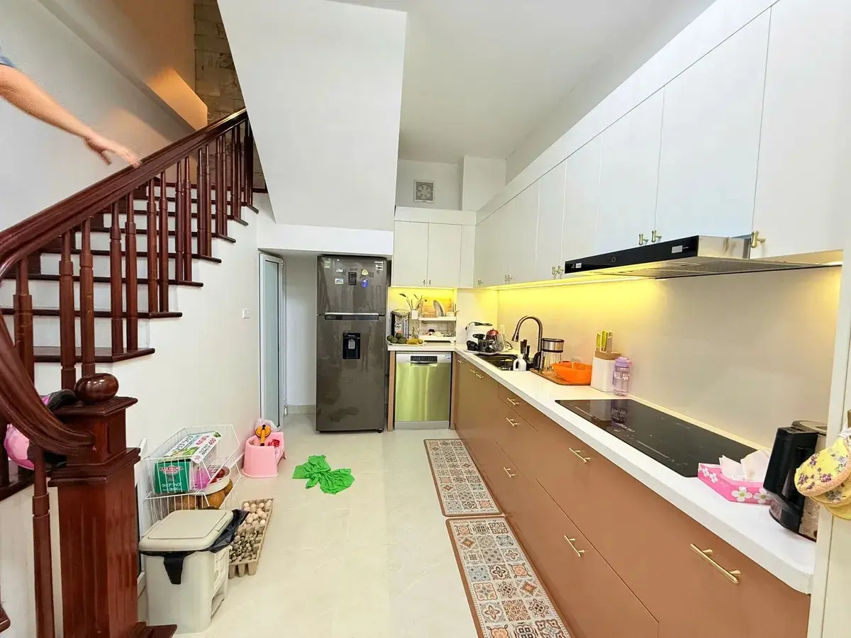 Chính chủ gửi bán nhà phố Huy Du 35m2 mặt tiền 4m 5 tầng giữa khu Liên Cơ quan trung tâm quận 14 tỷ