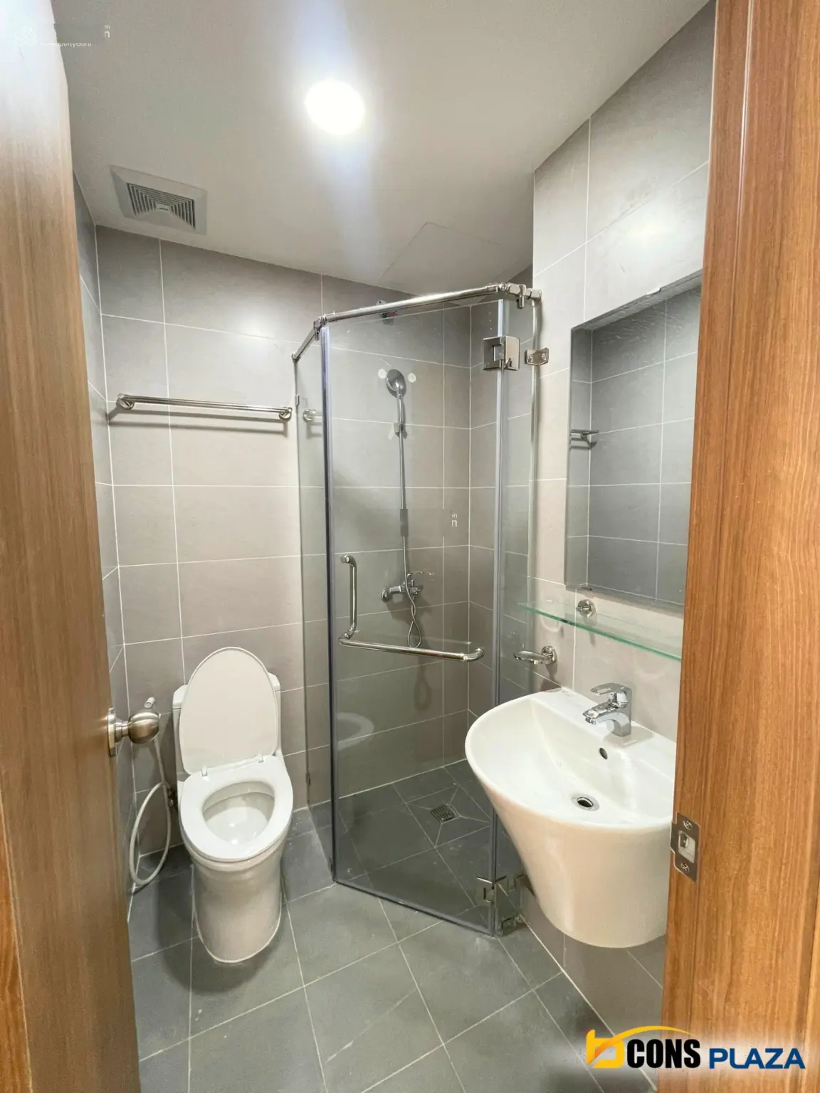 Chủ NGỘP BANK cần ra gấp căn Bcons Plaza 2PN-2WC 1 TỶ 690tr bao thuế phí.