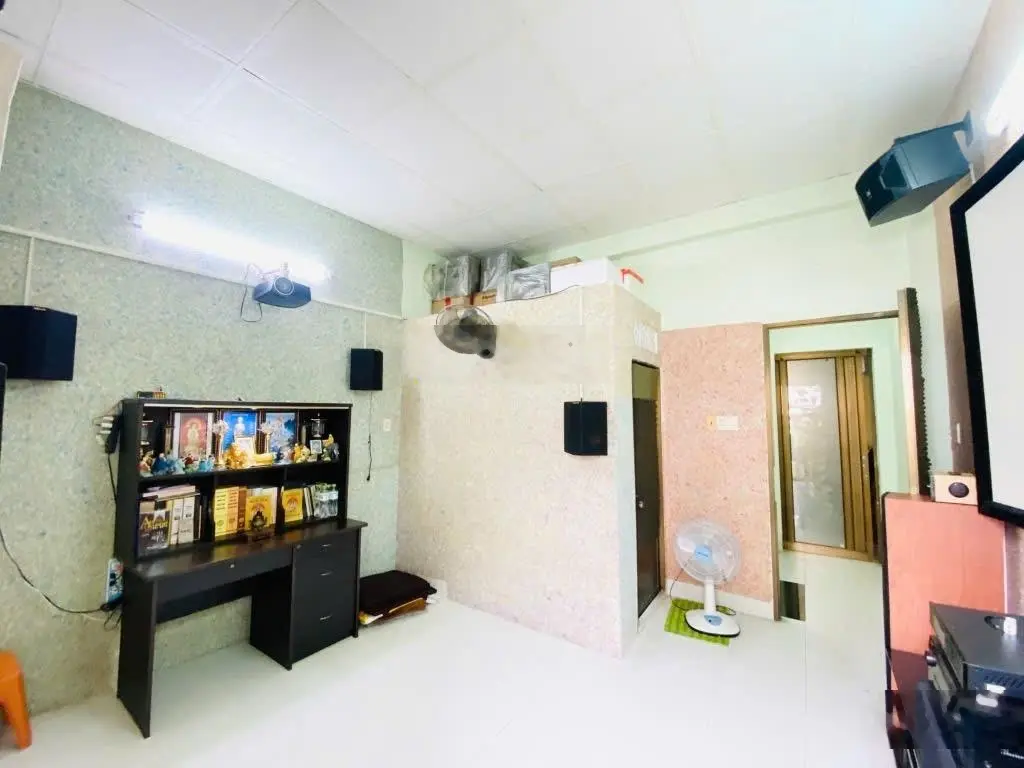 GIẢM SỐC 100 TRIỆU Siêu phẩm nhà đẹp Tân Bình, ô tô sát cửa, giá chỉ 6.8 TỶ!!! Nội dung bài đăng