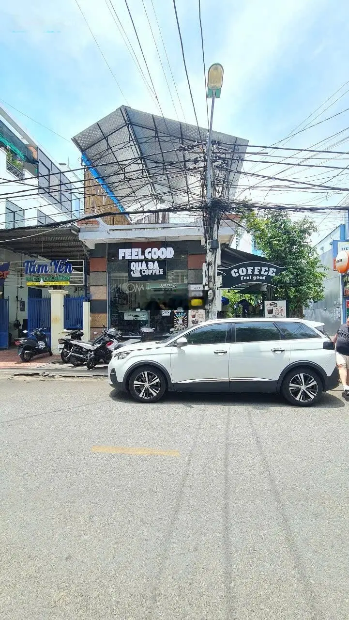 Bán Nhà Mặt Tiền đường Bạch Đằng - Giá 43 Tỷ - Ngang 8.3m. Nha Trang