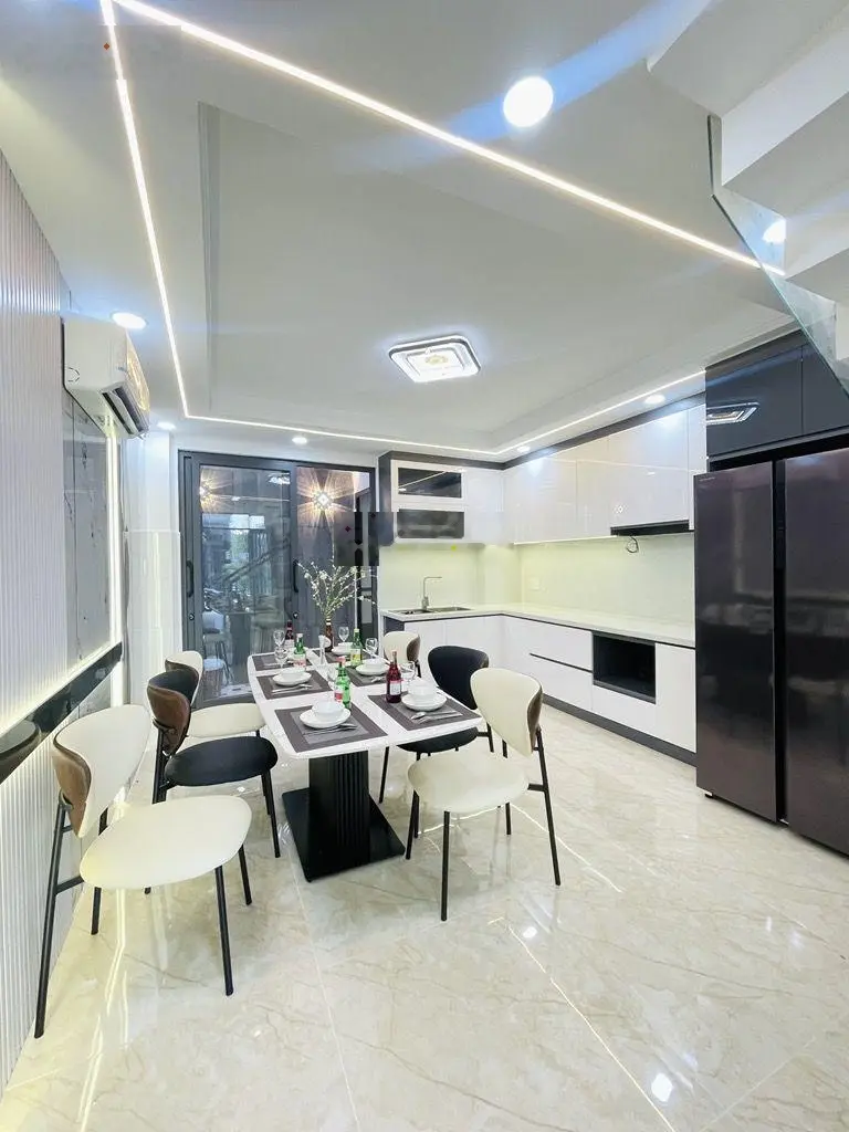 Bán nhà 2 tầng - ngay hoàng diệu 2 - linh trung - lê văn việt - 70m2 - nhĩnh 5 tỷ