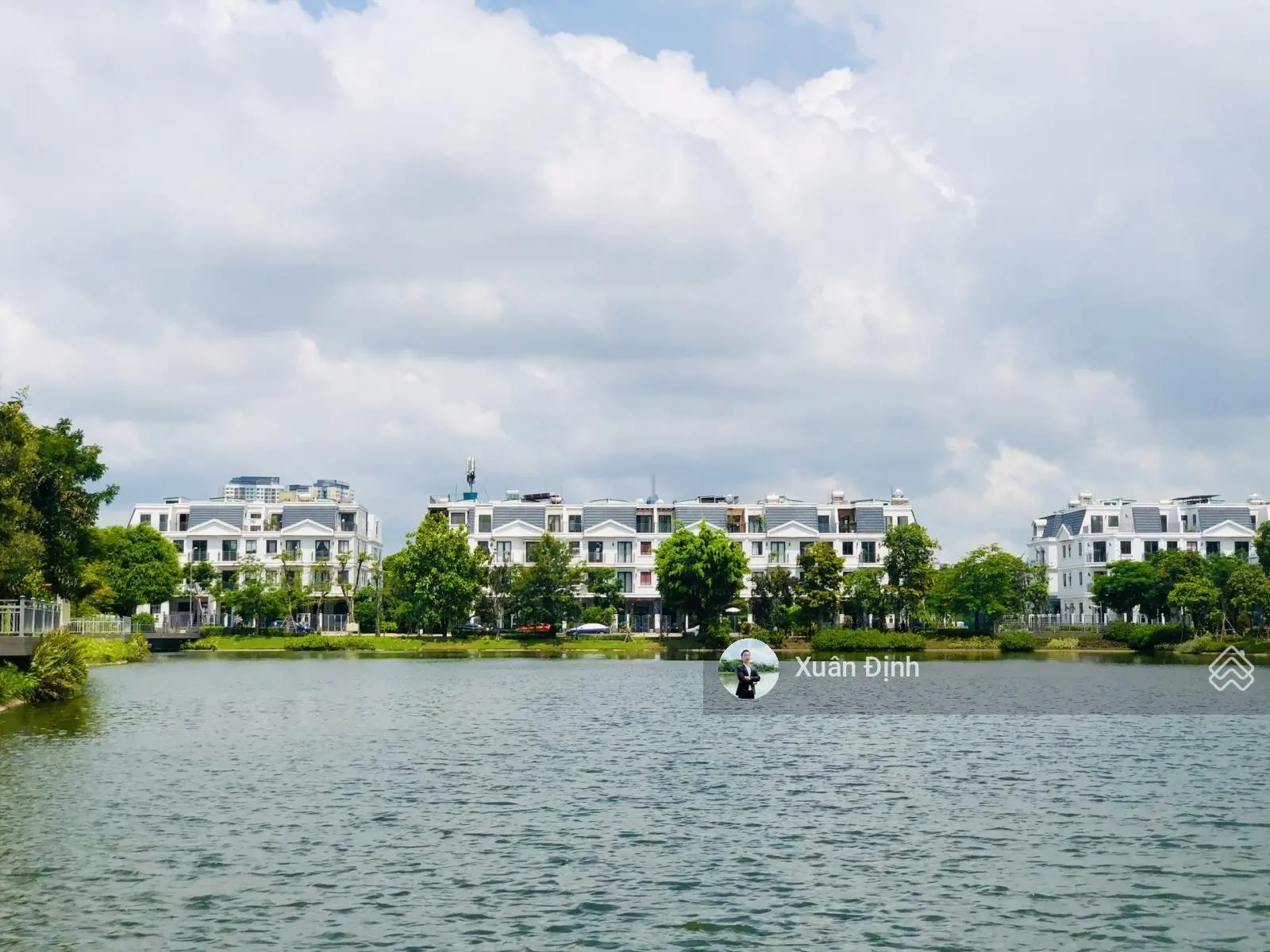Bán Nhà phố lakeview City view hồ, đường 25m, trục chính dự án, hoàn thiện 5x20m 19 tỷ