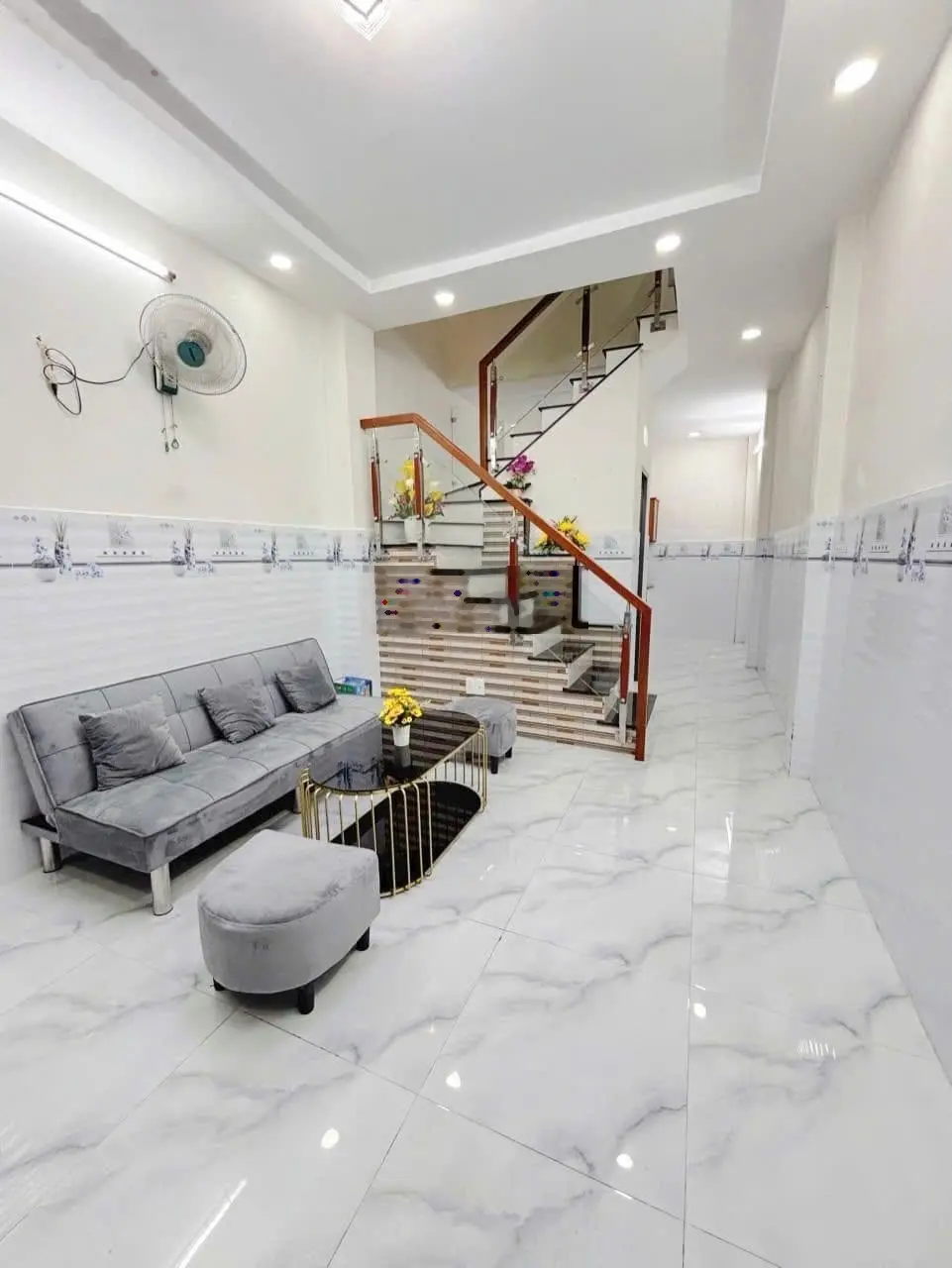 Nợ Bank ra liền căn nhà Phan xích long P7 Phú Nhuận giá 3tỷ3/48m2 sổ hoàn công, Lh: 0938 375 *** Khoa