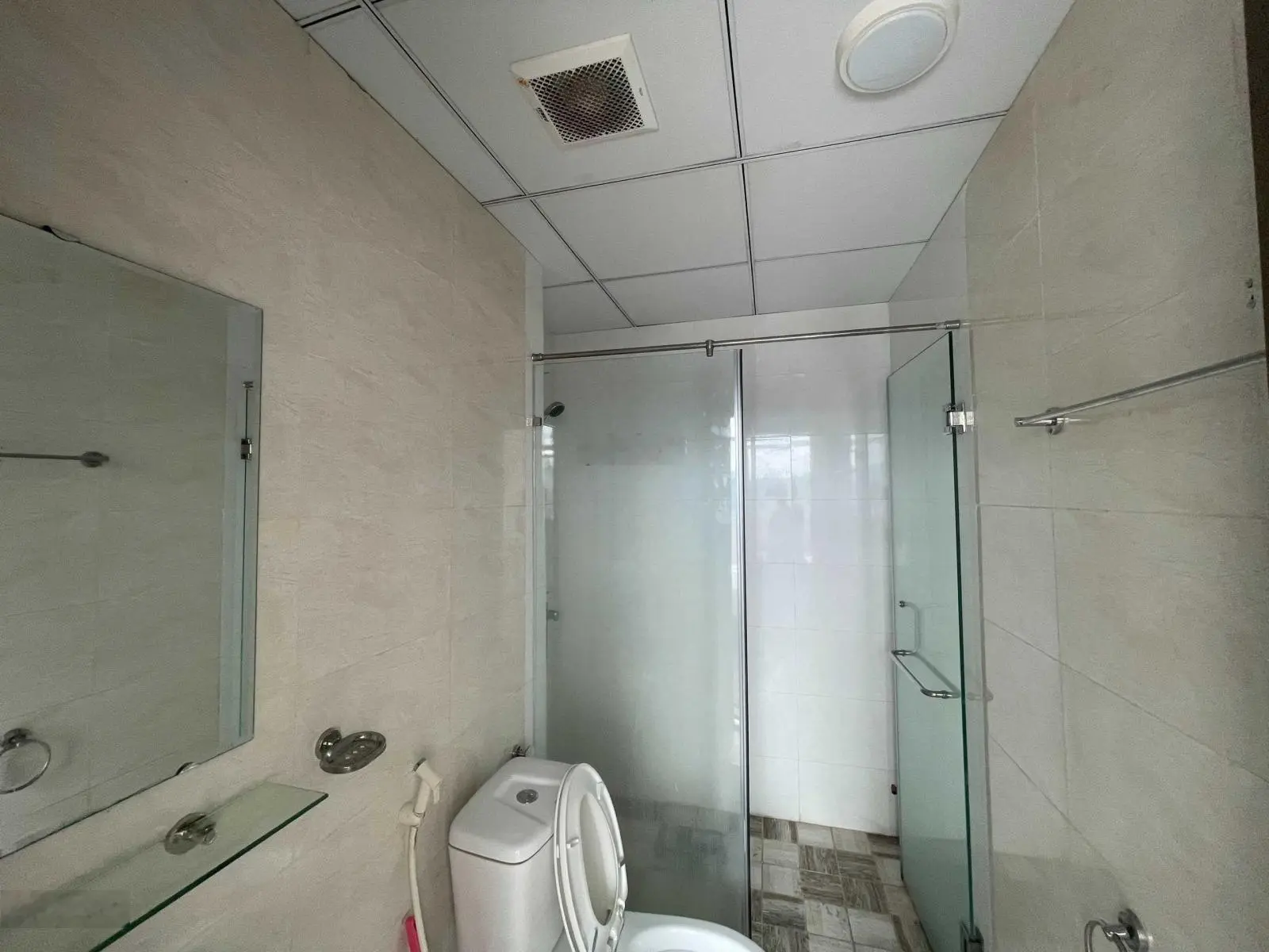 Bán căn hộ 2 phòng ngủ view sông, góc 24 tầng cao ở Mường Thanh Khánh Hòa
