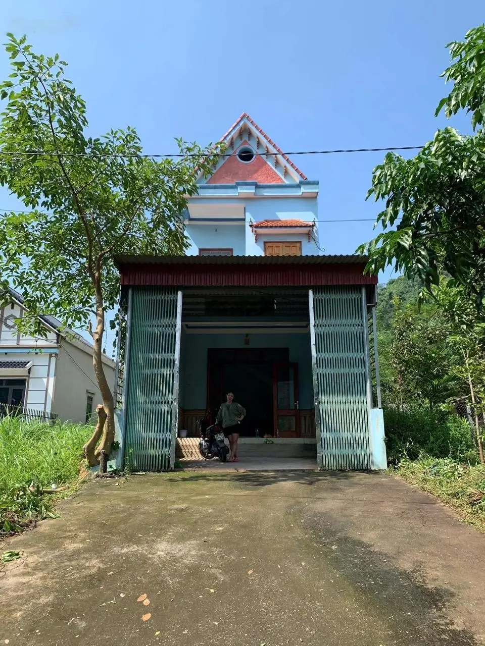 Bán nhà ở Thượng Ấm, giá 1,3 tỷ, 240m2, chính chủ, không môi giới, 100% thổ cư, 2 tầng, 2 ngủ