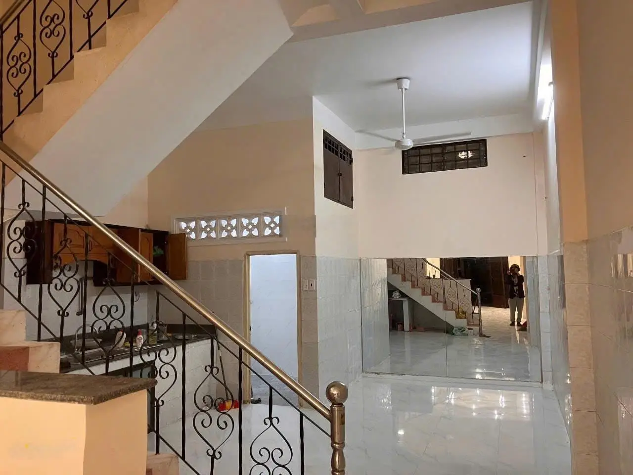 Gấp! Bán nhanh nhà Nguyễn Văn Đậu, HXH, nở hậu, giá 10 tỷ 080 thương lượng. Liên hệ 0906 435 ***