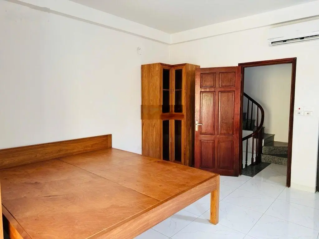 Bán gấp nhà La Khê ô tô dừng đỗ ngày đêm. Gần khu đô thị ParkCity Lê Trọng Tấn tiện ích bạt ngàn