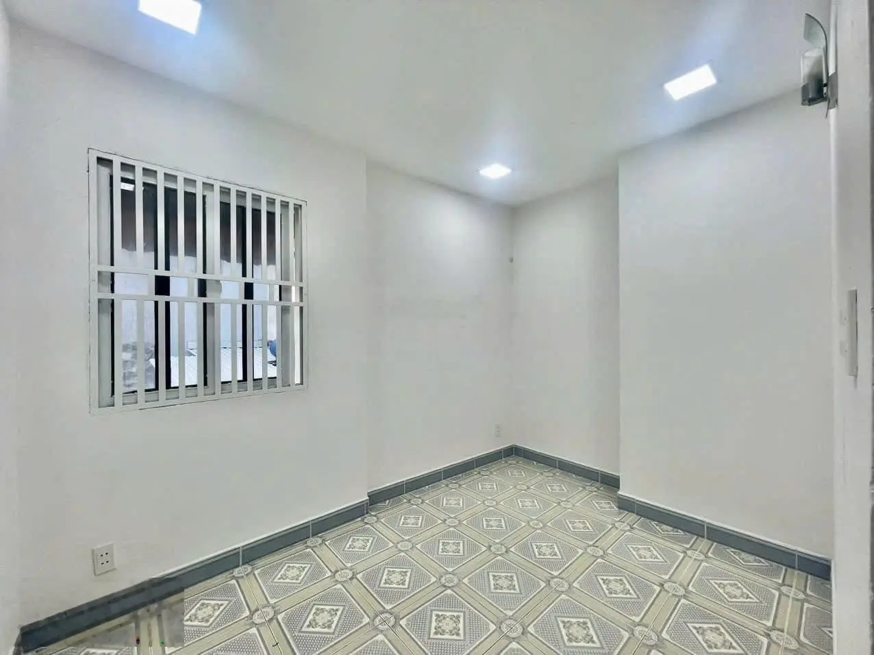 Bán Nhà Đẹp 3 Tầng , Dương Bá Trạc, 42m2 giá 4,5 tỷ , Phường 2 Quận 8