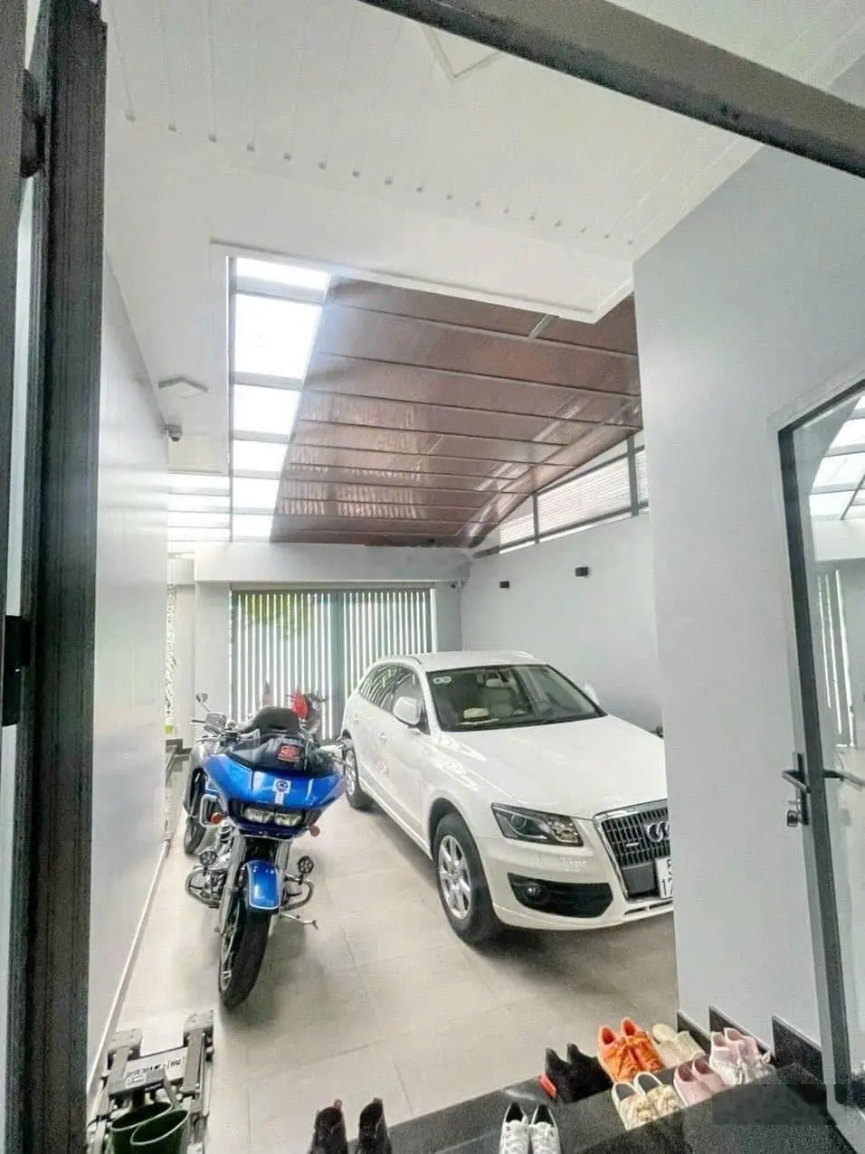 BÁN BIỆT THỰ SỐ 6 ĐƯỜNG SỐ 4 TẤN TRƯỜNG- QUẬN 7 gần bên triển quốc tế SECC