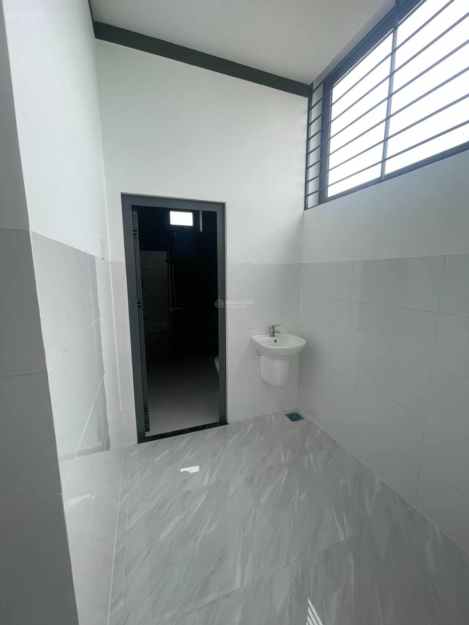 Bán nhà mới xây 1 trệt 1 lầu 5x30m, TT. Long Điền, BRVT