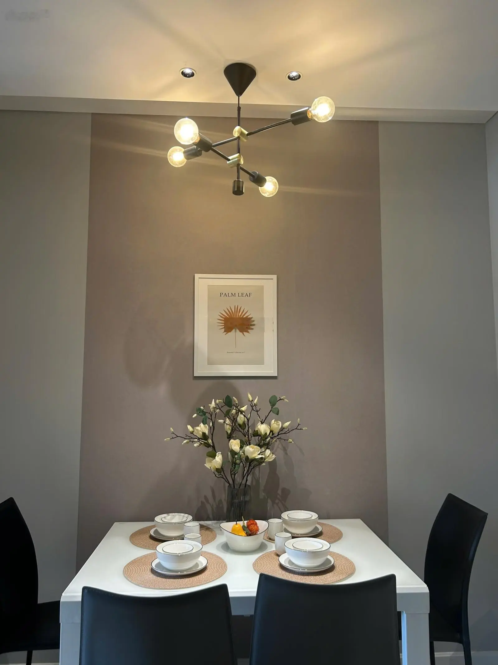 Tui chủ không tiếp cò, bán gấp 130m2 nhà 1 trệt 2 lầu Đồng Xoài - Tỉnh Đồng Nai. Giá: 1 tỷ 2