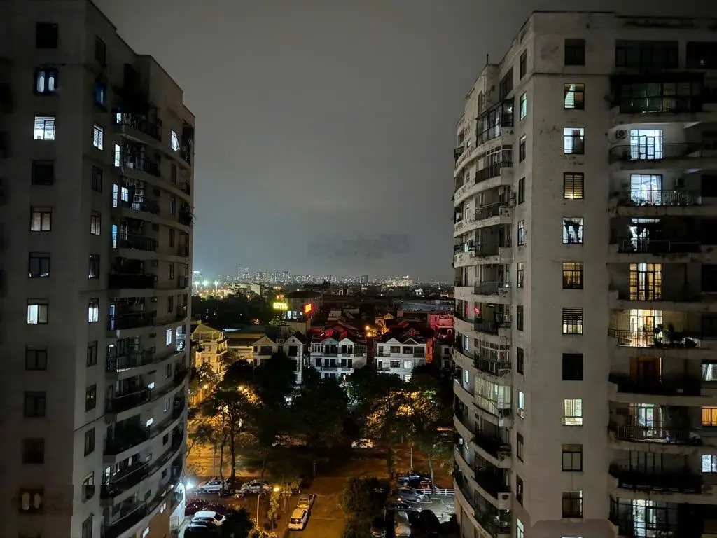 Bán căn hộ 3 phòng ngủ 2 vệ sinh 100m2 khu đô thị Sài Đồng - Căn góc tầng 9 thoáng mát siêu đẹp