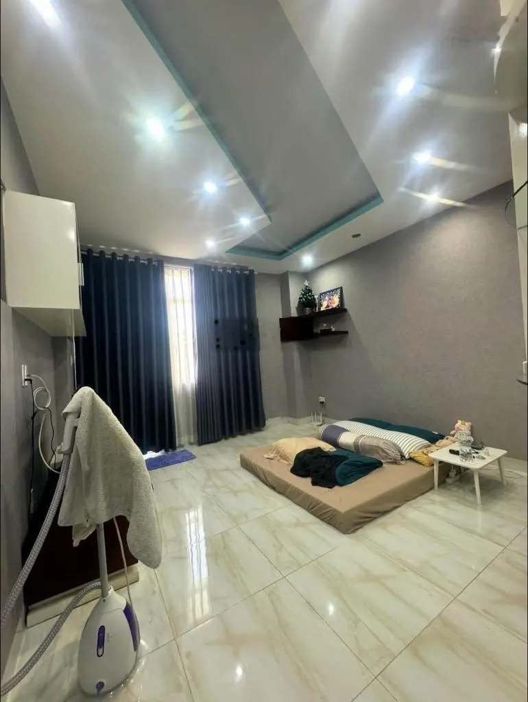 Bán gấp nhà hẻm xe hơi chợ bà chiểu (4.5x17)