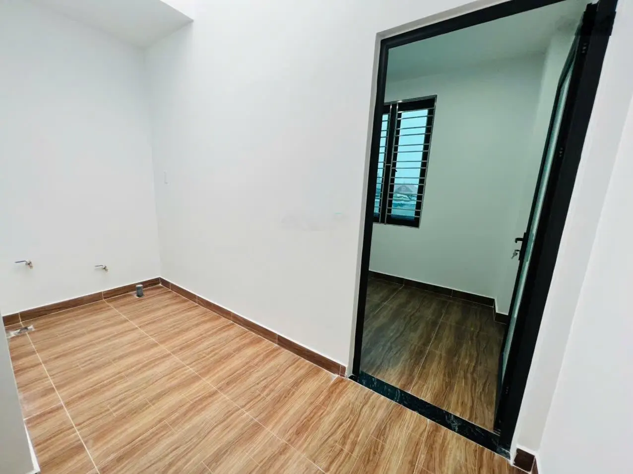 Bán nhà 3 tầng mới tinh tại Cam Lộ, Hùng Vương, Hồng Bàng. Giá chỉ 2,0x tỷ. LH 0979087664