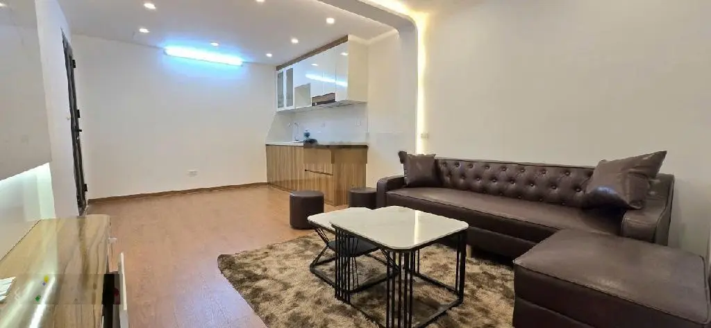 Bán căn TT Phương Mai - Đống Đa - lô góc - full nội thất - ở sướng - DT 60m2 giá 2.69 tỷ