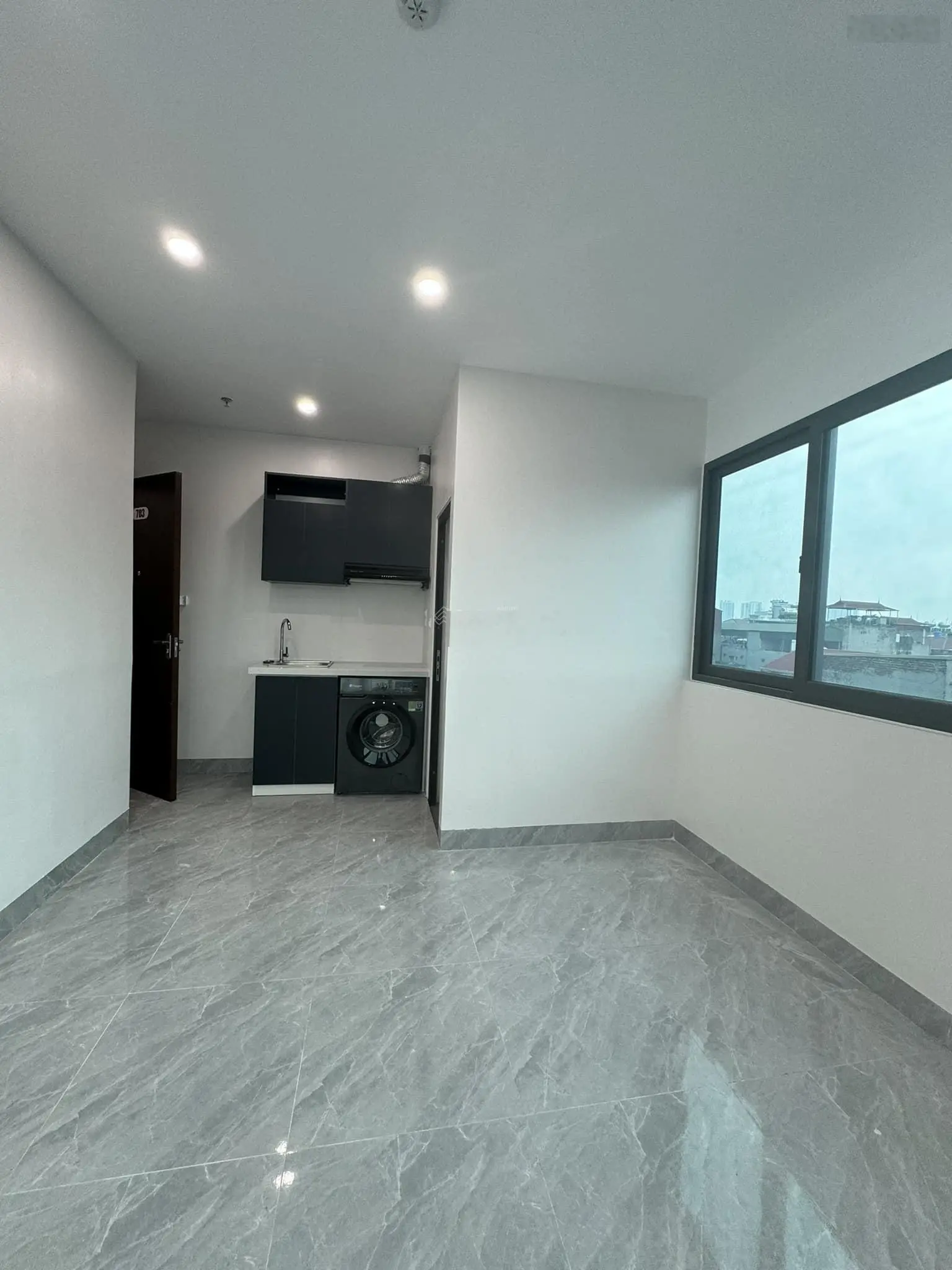 Tin chuẩn! Tòa CHDV Hồ Tùng Mậu, 97m2*7T, MT 5M, 20 phòng KK, gần phố, dòng tiền 6%/năm