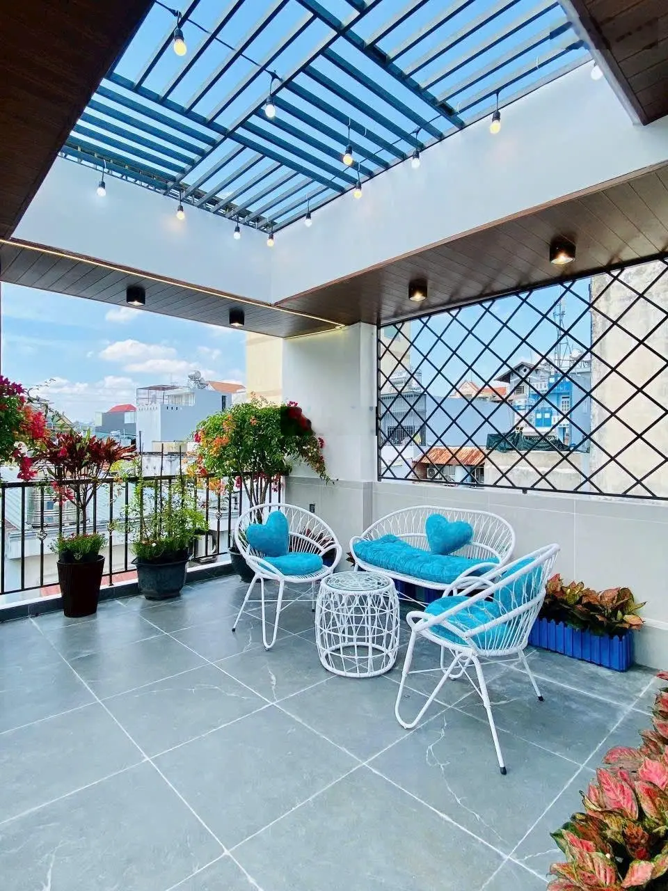 Bán nhà 4x15 trệt 2 lầu nội thất đầy đủ Nguyễn Văn Khối, giá 6,86 tỷ thương lượng