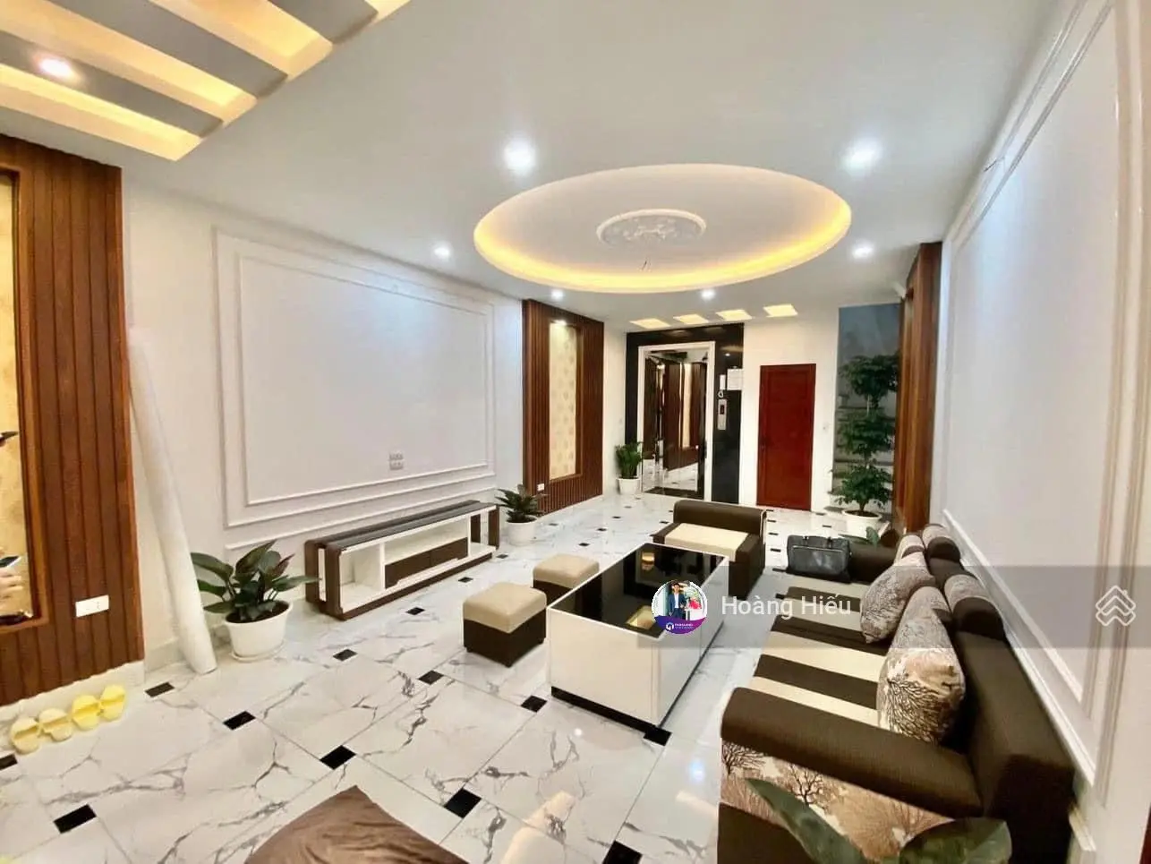 Dừng chân xem nhà siêu đẹp Cầu Giấy, ngõ to như phố, ngõ to thoáng, lô góc 2 thoáng, 45m2, 5 tầng
