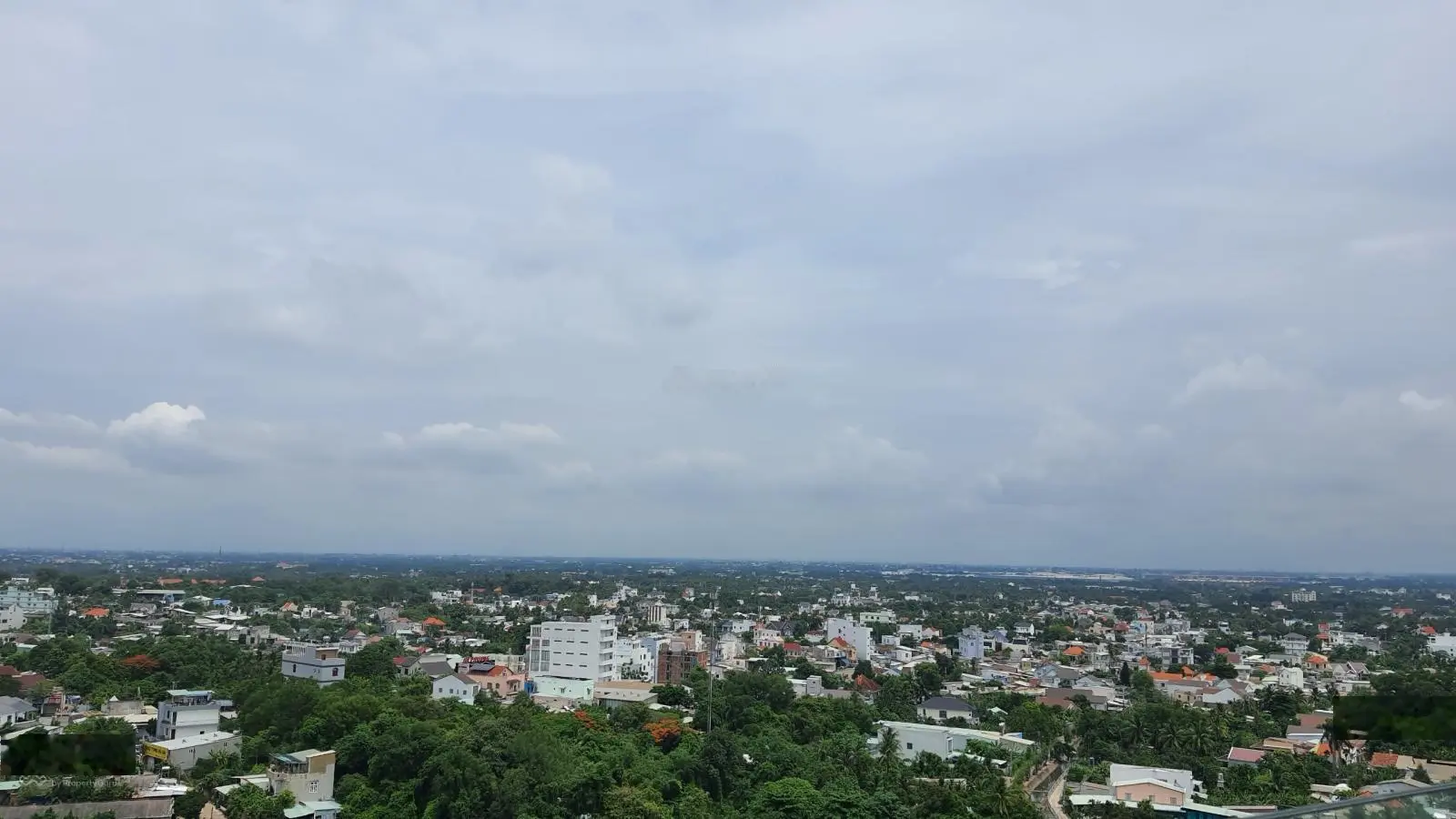 Bán gấp căn hộ C-SkyView 2PN, 2WC - Giá siêu hời chỉ 2,4 tỷ đồng tại trung tâm Thủ Dầu Một