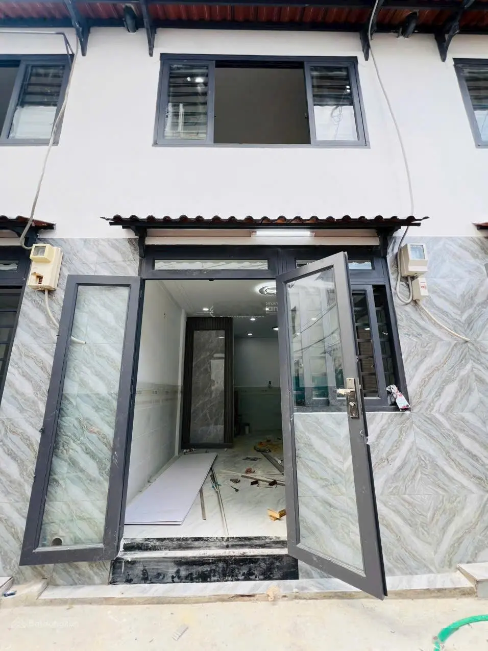 Bán nhà chợ cầu Nguyễn Văn Quá sát Gò Vấp giá 1ty180 TL