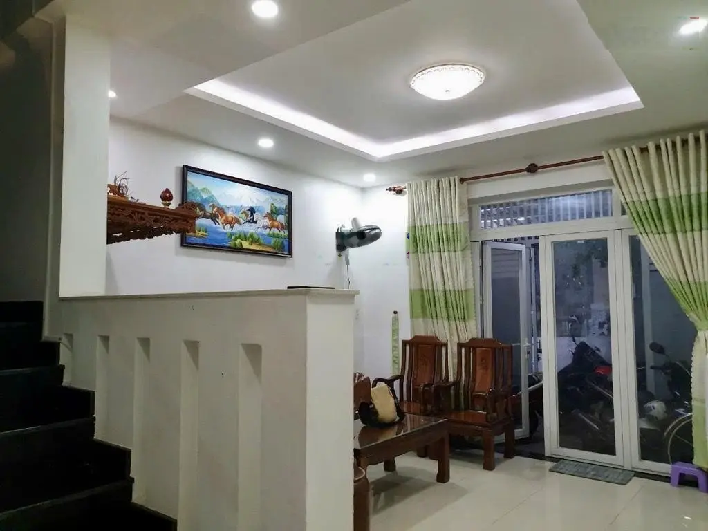 Bán gấp Nhà riêng 2PN, 2WC, 64.8m2 tại Hiệp Bình Chánh, Thủ Đức, ngay Gigamall, giá tốt 5 tỷ.!!