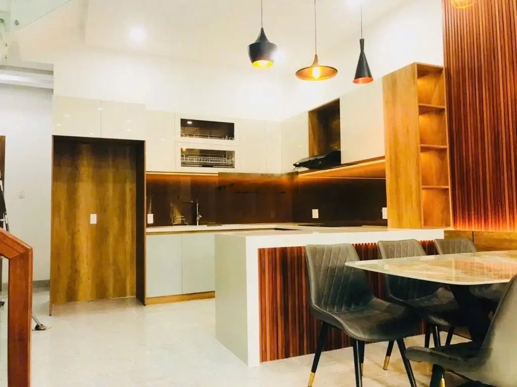 Không còn căn thứ 2 hoà xuân mt đường 5m5 tương lai 10m5 nhỉnh 2ty