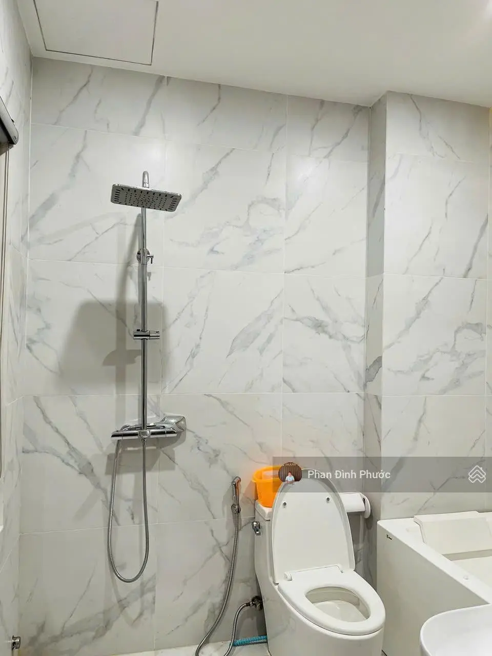 Chính chủ cần bán nhà 3 tầng tại đường Hoàng Hiệp, Phường Hòa Xuân mới xây cực kỳ tâm huyết