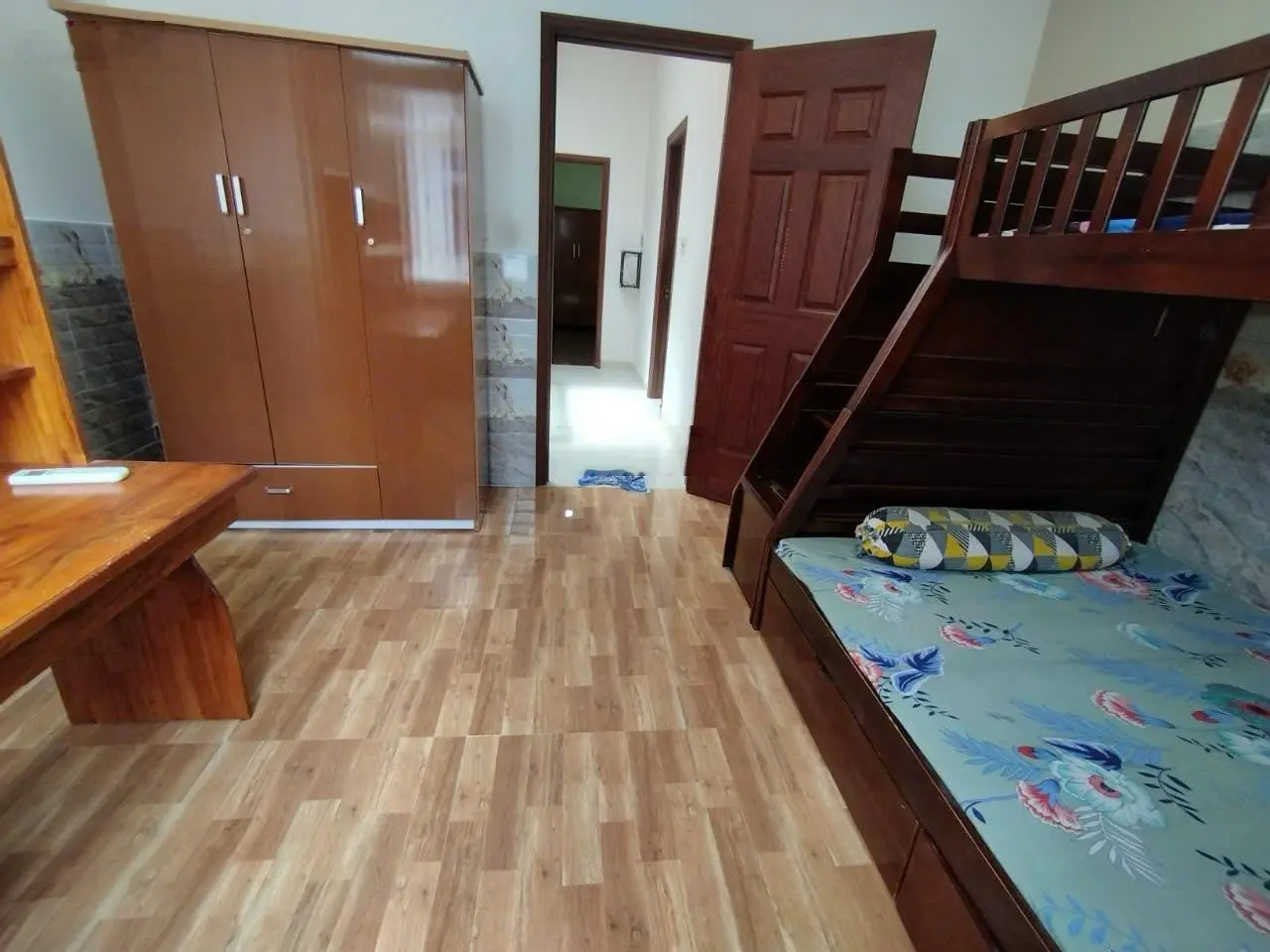 Bán nhà 3 tầng kiệt 5m PHAN TỨ giá rẻ gần biển