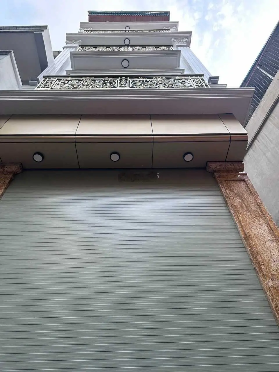 Mặt ngõ Kim Ngưu căn góc 57m2 x 6 tầng thang máy ô tô kinh doanh nhỉnh 14 tỷ