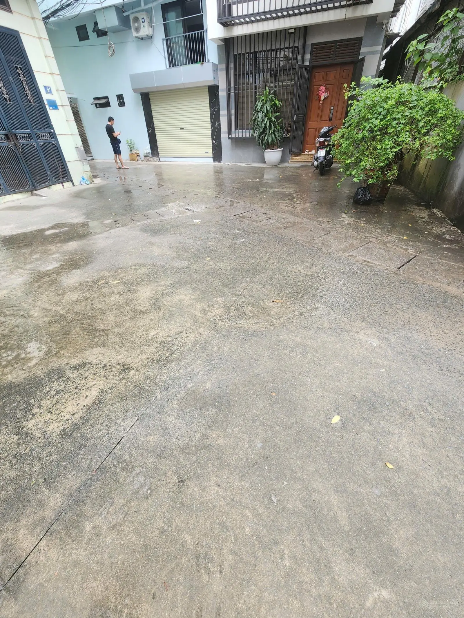 Lô đất vàng còn sót lại - tt Văn Quán - ô tô vào nhà - dt 55m2 x mt 4.52m. Giá 11 tỷ, xem là ưng