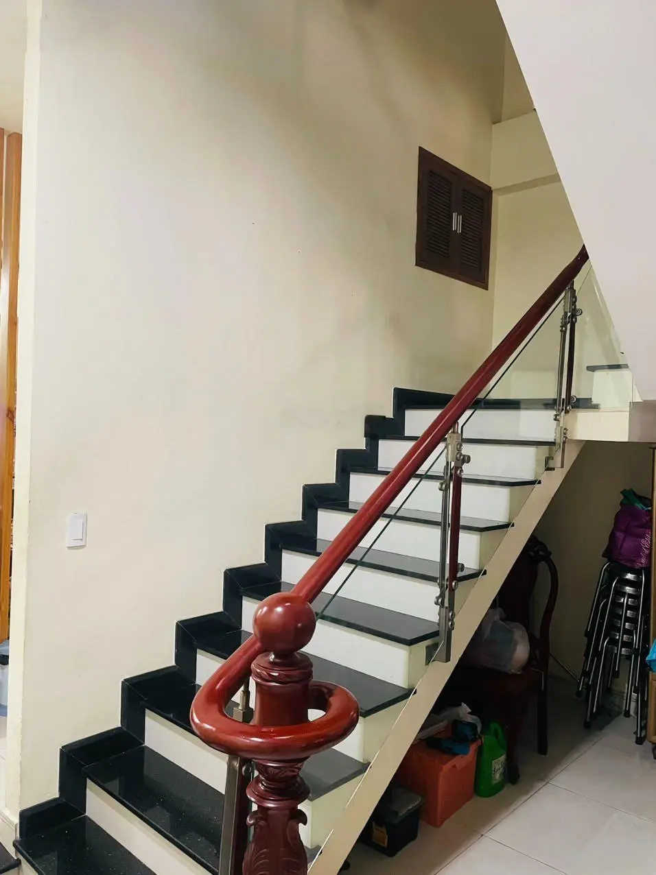 Cần bán nhà phố Him Lam Phú Đông 1 trệt 3 lầu pháp lý sổ hồng dãy hướng Tây Bắc LH Dương 0906 388 ***
