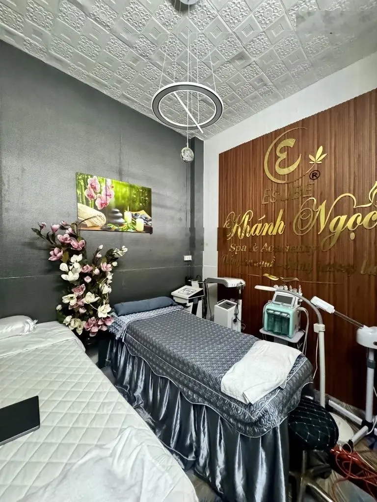 Bán gấp nhà cấp 4 sân vườn, đường Song Hành, Hóc Môn, Diện tích 191m2, Giá 4,850 tỷ