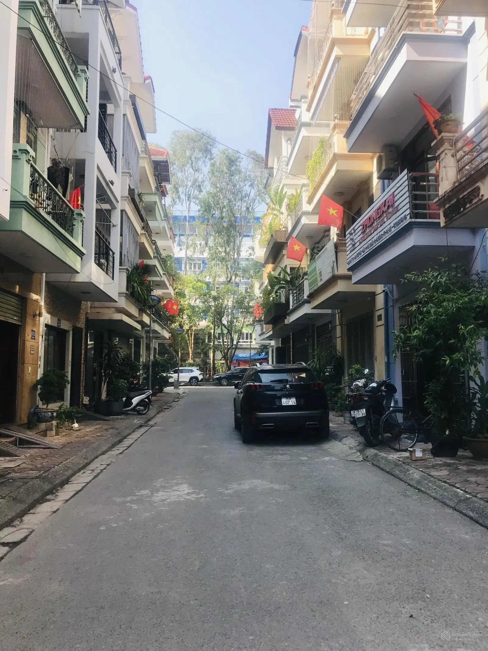 Bán nhà 4 tầng Liền Kề khu đô thị Văn Quán,Hà Đông,68m2,mặt tiền 4.7m,nội thất mê ly,ở ngay.