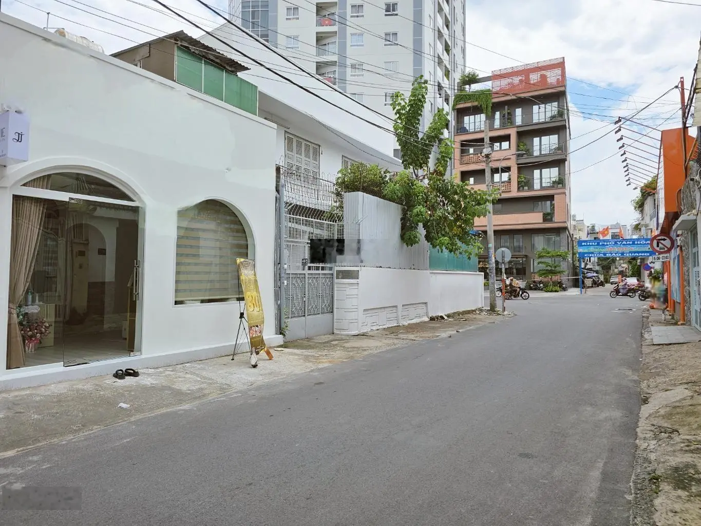 Bán nhà hẻm xe hơi 8m - Nguyễn Văn Đậu - Phú Nhuận - 68m2 dòng tiền 55tr/tháng
