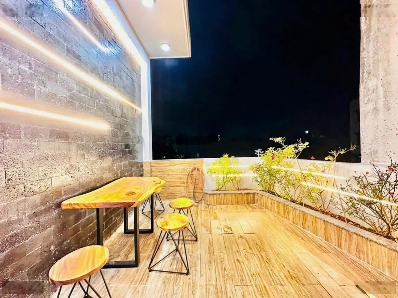 Lên sóng siêu phẩm nhà đường Tống Hữu Định P. Thảo Điền Thủ Đức DT 5x12,5m Giá 3tỷ250 có sổ sẵn