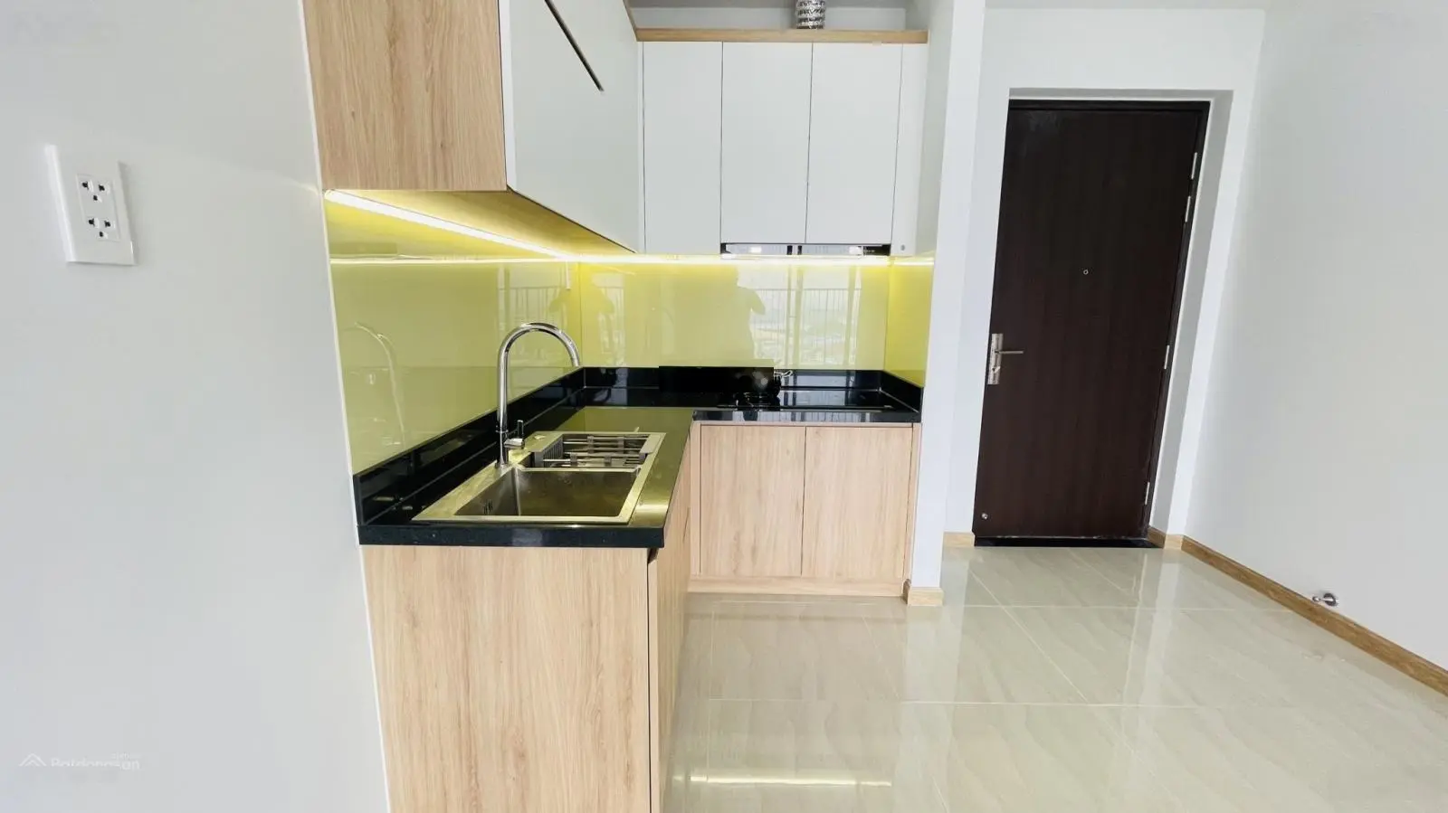 Hàng hiếm - một căn duy nhất!!! Chính chủ cần bán gấp căn góc 2PN+2WC 63m mới 100% giá chỉ 1tỷ690
