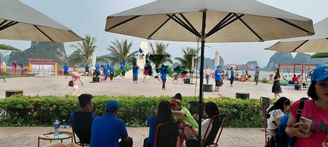 Đất trục thông biển, view quảng trường biển, cạnh nhà hàng 5 sao, DT 87,5m2,sổ đỏ, giá 3,6 tỷ