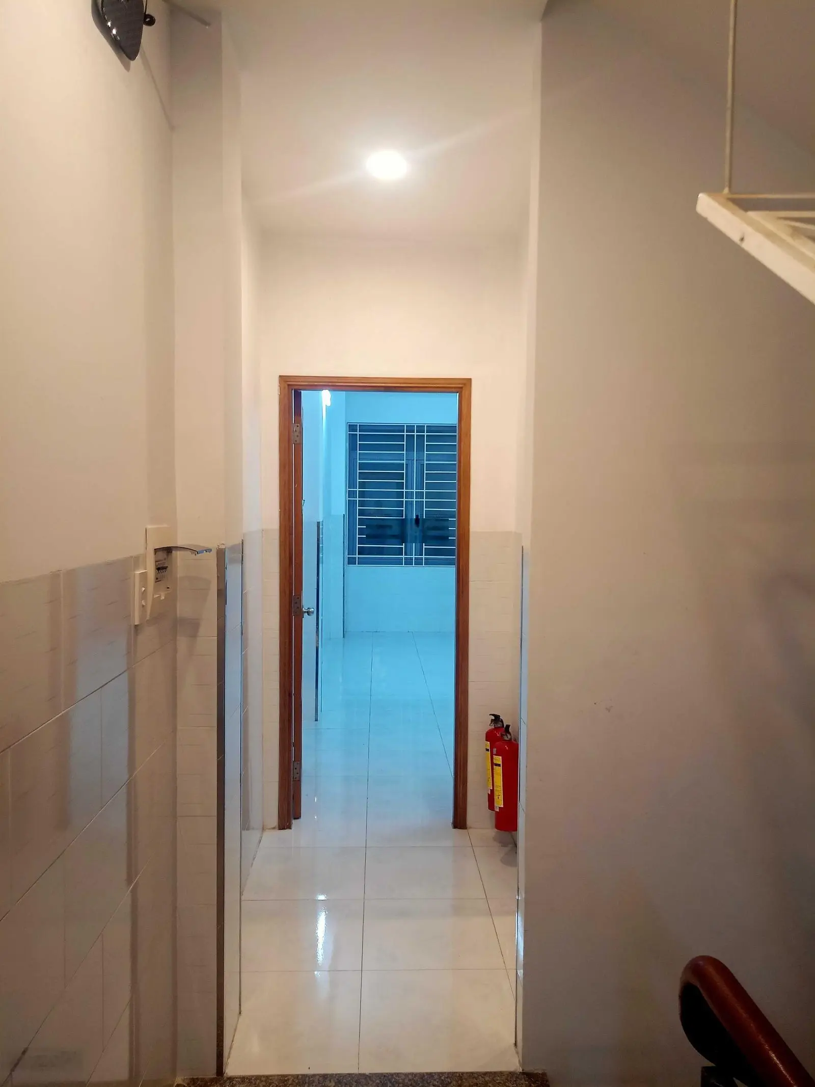 Mặt tiền Lê Quốc Trinh (5 tầng; 3,5mx17,5m). Giá 8,9 tỷ