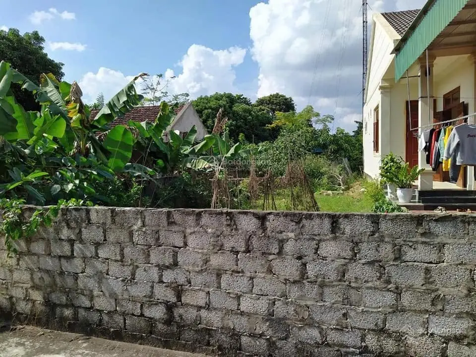 Bán nhà riêng và đất dài 30m rộng 7m. Hướng Đông Nam