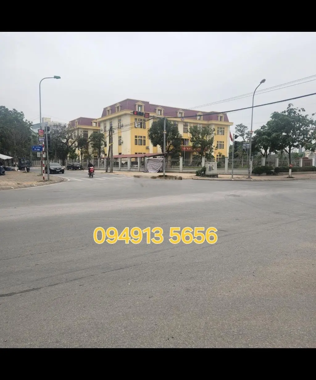 Bán hàm cá mập itc diện tích 90m2 5 tầng trung tâm vip nhất thanh trì - phân lô - vỉa hè 10m.giá